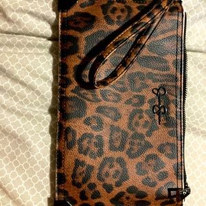 Jessica Simpson wristlet
